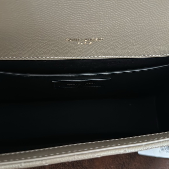 SAINT LAURENT MEDIUM CASSANDRA QUILTED LEATHER ENVELOPE BAG,Greyish Brown,$2,950 - Picture 13 of 17